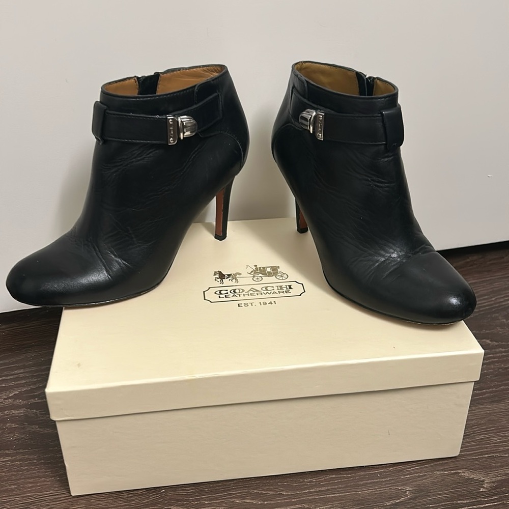 Coach Sondra Soft Leather black Booties size 6.5